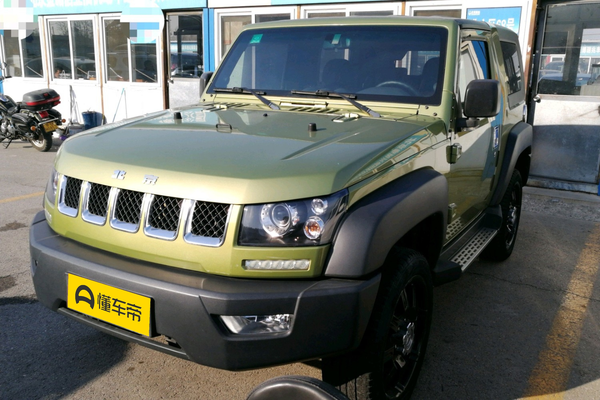 北京越野BJ40 2014款 2.4L 手动拓疆版行李舱容积(L)_车身图