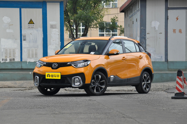 东风风神AX4 2017款 1.4T DCT潮尚型厂商_基本信息图