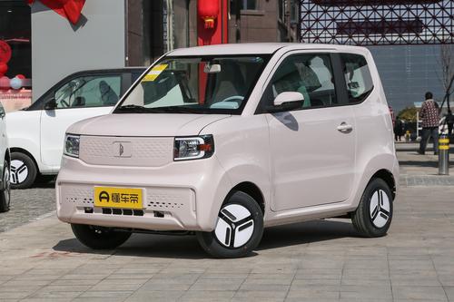 售2.98万，续航140km，凌宝Uni香甜版上市，宏光MINI EV不香了？