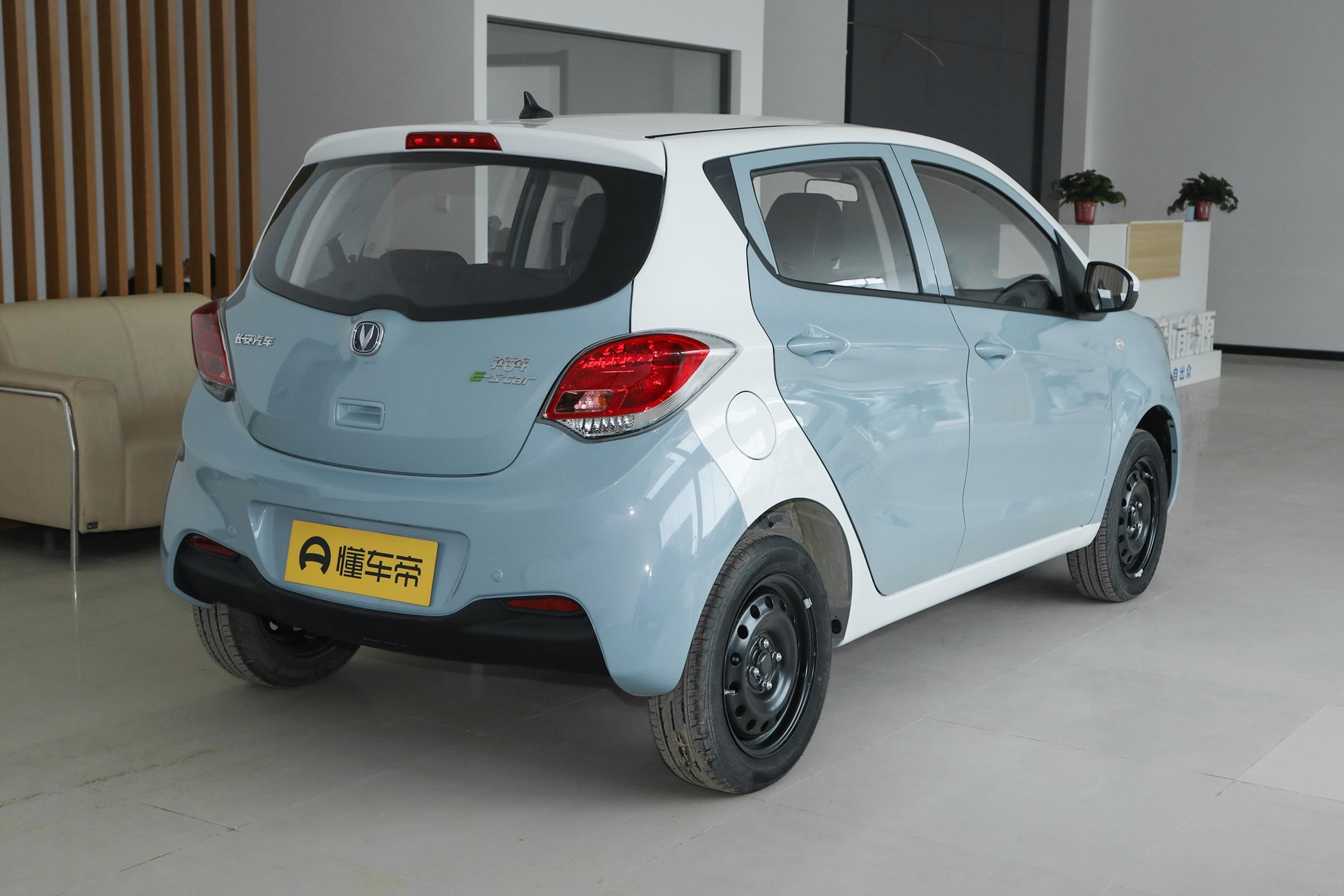 奔奔e-star壁纸_奔奔e-star_奔奔e-star外观图片_5/961张图片_奔奔e