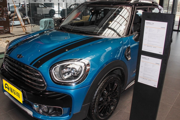 MINI COUNTRYMAN 2017款 1.5T COOPER ALL4中控彩色屏幕_智能互联图