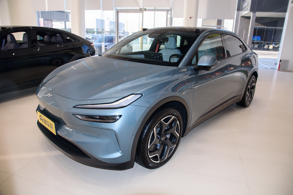 乐道L60 2025款 530km 标准续航四驱版厂商_基本信息图