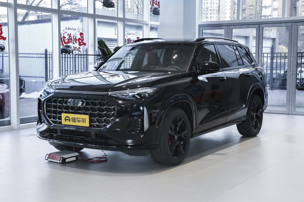 奥迪Q6 2026款 45TFSI quattro 黑武士版 飞骑套装 6座厂商_基本信息图