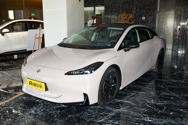 昊铂GT 2025款 560km Lite版级别_基本信息图