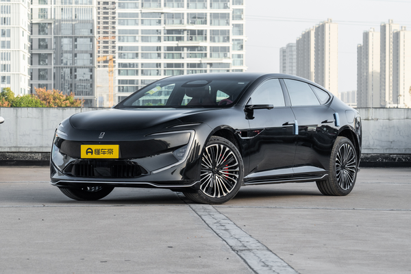 阿维塔 12 2026款 Master四驱纯电版厂商_基本信息图