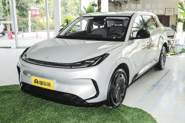 极狐T1 2025款 70kW 基本型能源类型_基本信息图