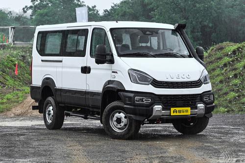 新车 | 3.0T柴油机+全时四驱，依维柯欧霸山海长轴越野乘用车亮相