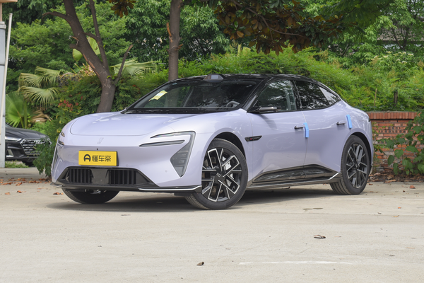 阿维塔 06 2025款 Ultra 四驱纯电版厂商_基本信息图