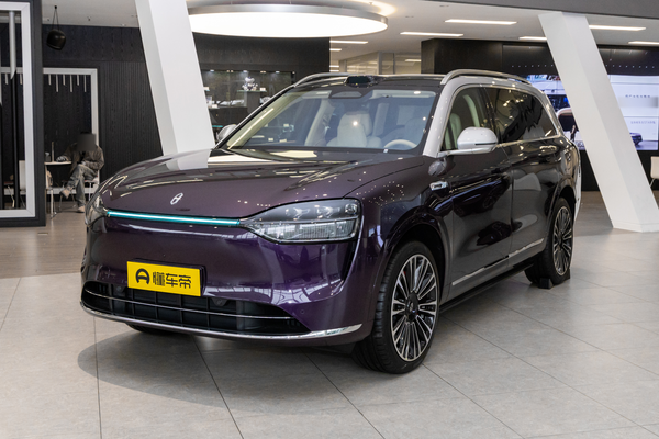 问界M9 2025款 增程 Ultra 四座版厂商_基本信息图