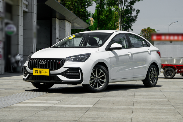 艾瑞泽5 2025款 卓越版 1.5L 手动风尚型前排安全气囊_被动安全图