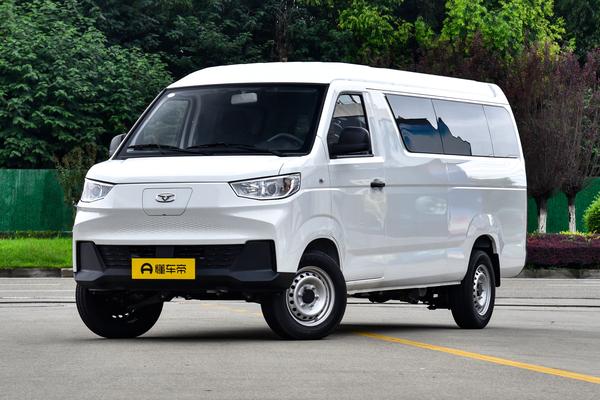 江豚E7 2025款 客运经济版-41.86kWh 7座厂商_基本信息图