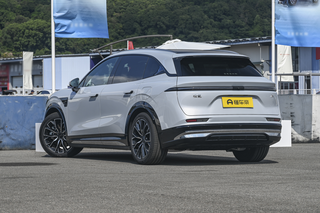 新车 | 22.98万元起，标配千里浩瀚H7+900伏电机，新款极氪7X上市图2