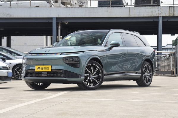 小鹏G9 2025款 680超长续航四驱Max厂商_基本信息图