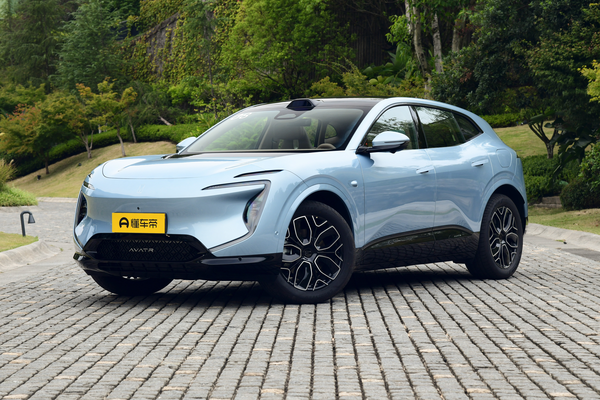 阿维塔 07 2026款 Max+ 后驱增程版52.01kWh厂商_基本信息图