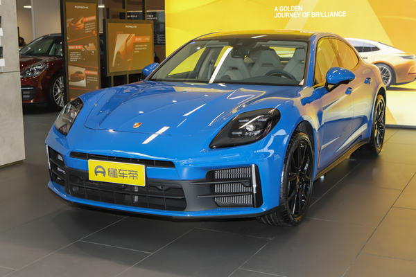 Panamera 2026款 Panamera 2.9T感应式后尾门_舒适/防盗配置图