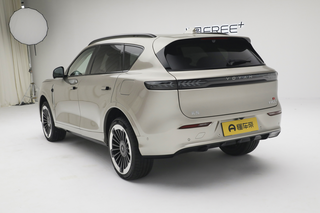 新车 | 22.99万元起，配乾崑ADS+鸿蒙座舱+车载冰箱，岚图FREE+预售图2