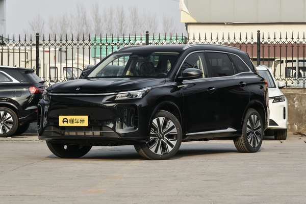 蓝电E5 PLUS 2026款 230km 超长续航版Ultra厂商_基本信息图