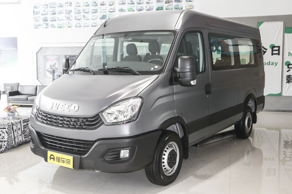 依维柯欧胜 2024款 超瑞 2.0T国六 手动挡  长轴短悬高顶 侧拉门 后单胎厂商_基本信息图