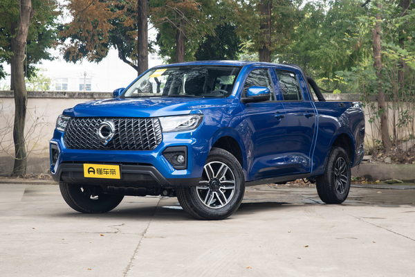 炮 2026款 商用版 2.4T柴油 手动四驱长箱精英型GW4D24厂商_基本信息图