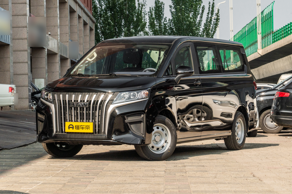 锐胜王牌M7 2025款 改款 1.6L舒适型 手动长轴 6/7座厂商_基本信息图