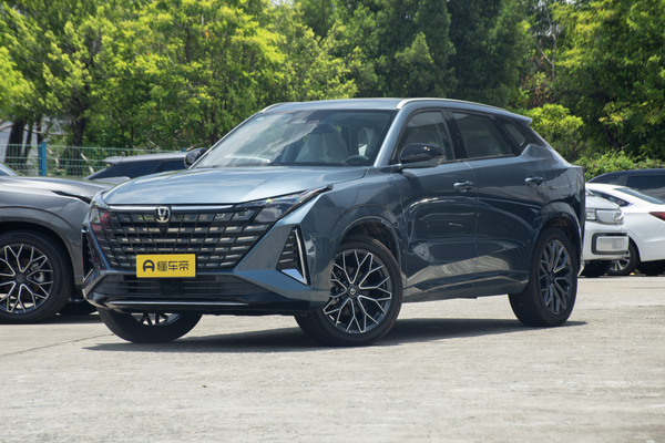 长安UNI-Z 2025款 1.5T DCT尊贵型上市时间_基本信息图