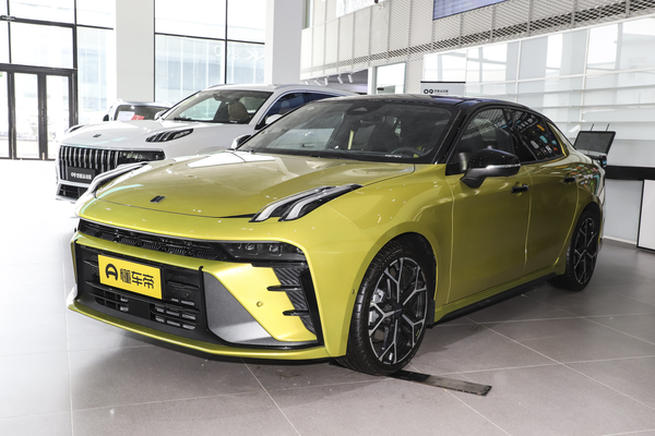 领克03 2025款 03+ 2.0TD 自动驭风版厂商_基本信息图