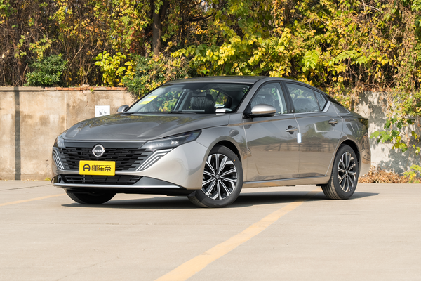 天籁 2026款 鸿蒙座舱 2.0L 超舒适版厂商_基本信息图