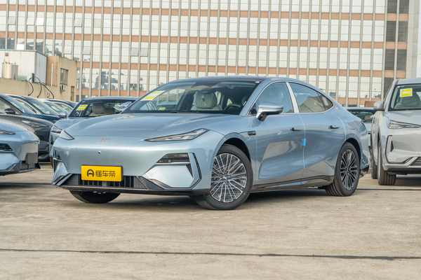 银河E8 2025款 575km 启航智驾版行李舱容积(L)_车身图