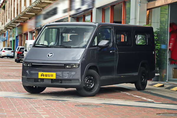 风景i 2025款 i9 前驱多功能长轴平顶单胎6座智远版 宁德时代50.23kWh厂商_基本信息图