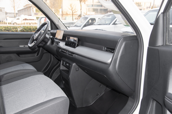 瑞驰C5 2025款 纯电 先锋版单排栏板厂商_基本信息图