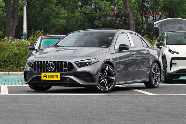 奔驰A级AMG 2025款 改款 AMG A 35 L 4MATIC雨量感应式雨刷_玻璃/后视镜图