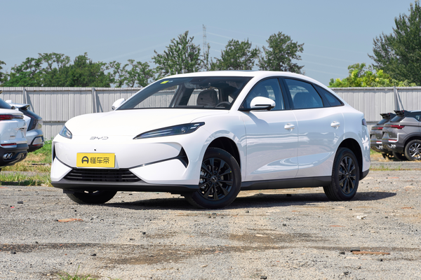 比亚迪e7 2025款 520km 智行出行版厂商_基本信息图