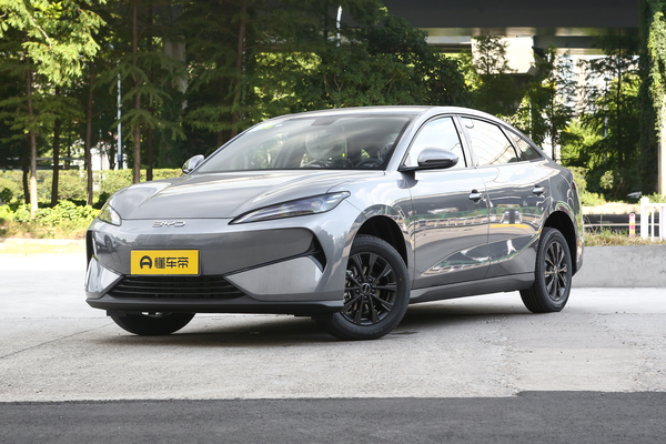 比亚迪e7 2025款 520km 智惠出行版厂商_基本信息图