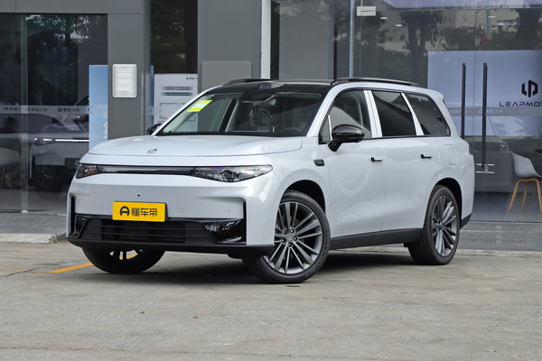 零跑C16 2026款 纯电版 630激光雷达智尊版 6座厂商_基本信息图