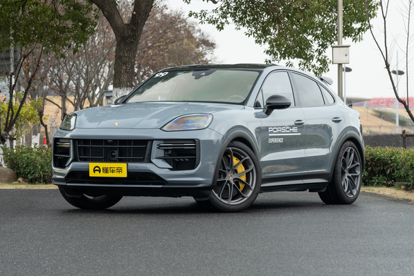 Cayenne Coupé 2025款 Cayenne Turbo GT Coupé 4.0T厂商_基本信息图