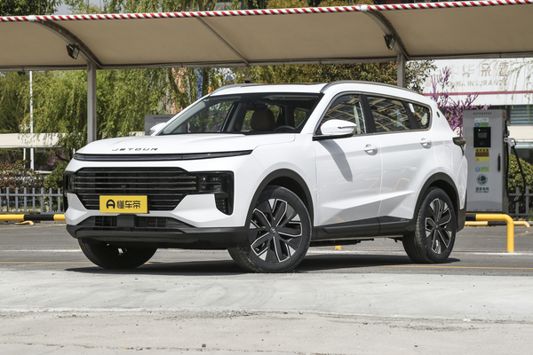 捷途X70 C-DM 2025款 1.5TD DHT 陆航版PRO最大扭矩转速(rpm)_发动机图