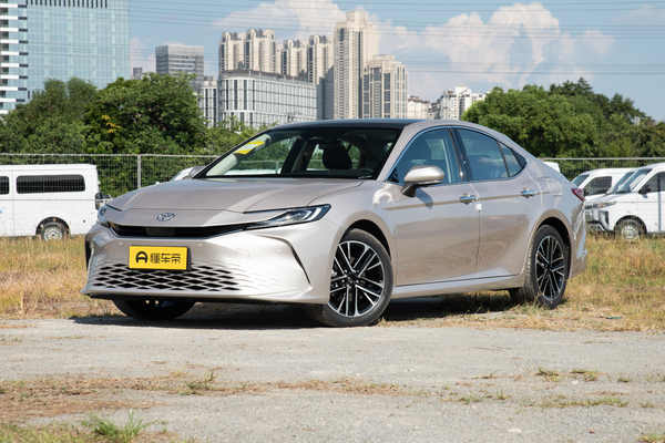 凯美瑞 2026款 双擎 2.0HG 尊贵版厂商_基本信息图