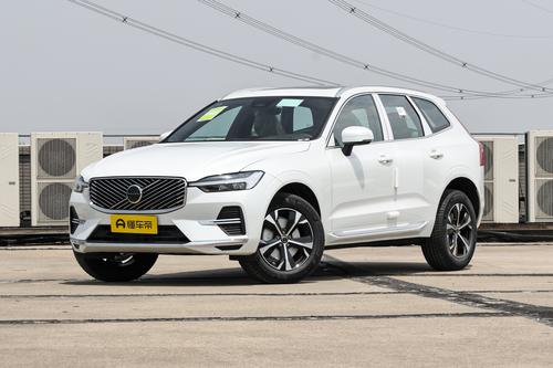 新款沃尔沃XC60上市，标配2.0T+8AT，车机升级8155芯片，值得一看