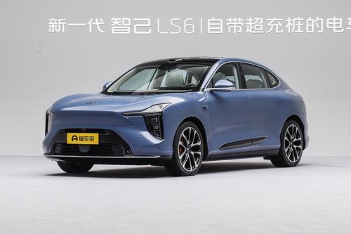 真有自带超充桩的电车吗？试驾完智己LS6，油车老司机们都心动了