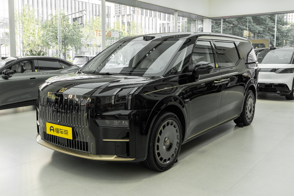 ZEEKR 009 2024款 光辉 典藏版 四驱 108kWh厂商_基本信息图