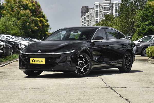 长安启源A07 2026款 超长蓝鲸纯电 730 豪华型厂商_基本信息图