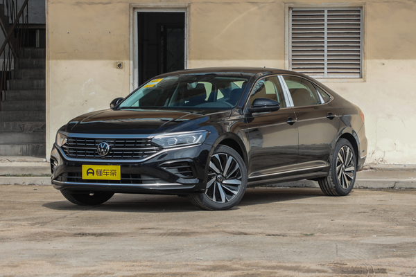 帕萨特 2026款 出众款 380TSI 龙耀版厂商_基本信息图