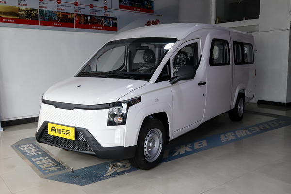 予风黄金仓 2025款 超值版 客车版厂商_基本信息图