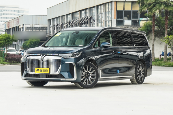 岚图梦想家 EV 2025款 四驱卓越鲲鹏版纯电续航里程(km)_基本信息图