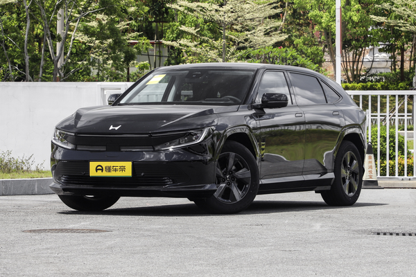 广汽本田P7 2025款 后驱长续航Pro厂商_基本信息图