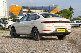 新车 | 7.98万元起，混动系统优化，比亚迪第二代秦PLUS进取型上市图2