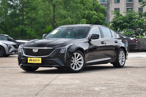 新车 |一口价20.69万元/2.0T中型车，凯迪拉克CT5城市风尚版到店