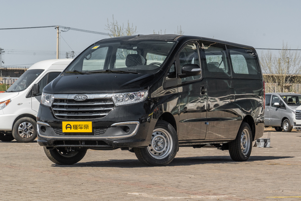瑞风M3 2025款 1.8L 手动经典版 5座最小离地间隙(mm)_车身图