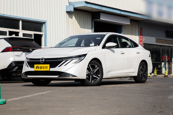 轩逸 2026款 1.6L CVT 豪华科技版厂商_基本信息图