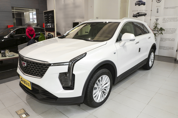 凯迪拉克XT4 2024款 改款 25T 两驱都会型厂商_基本信息图